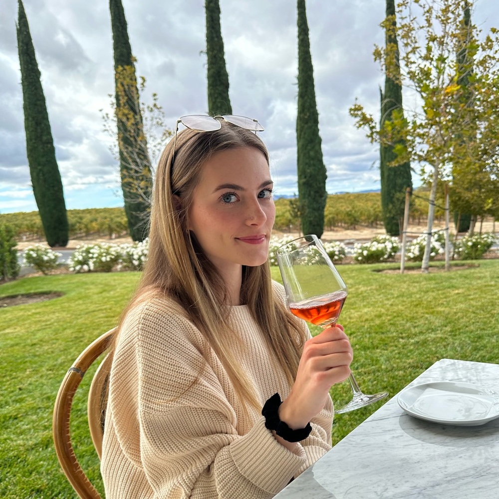 Meet your Posher, Hannah